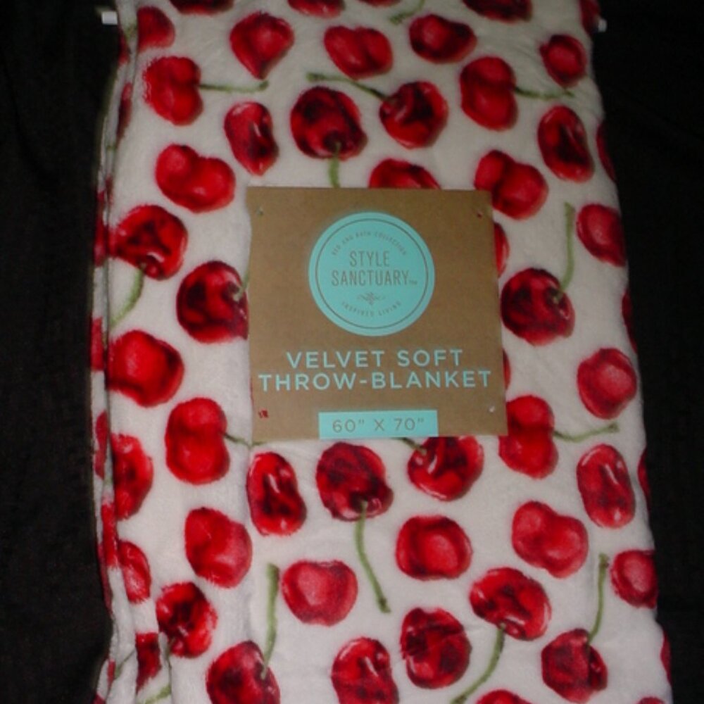 STYLE SANCTUARY NWT Velvet Soft Throw Blanket CHERRIES